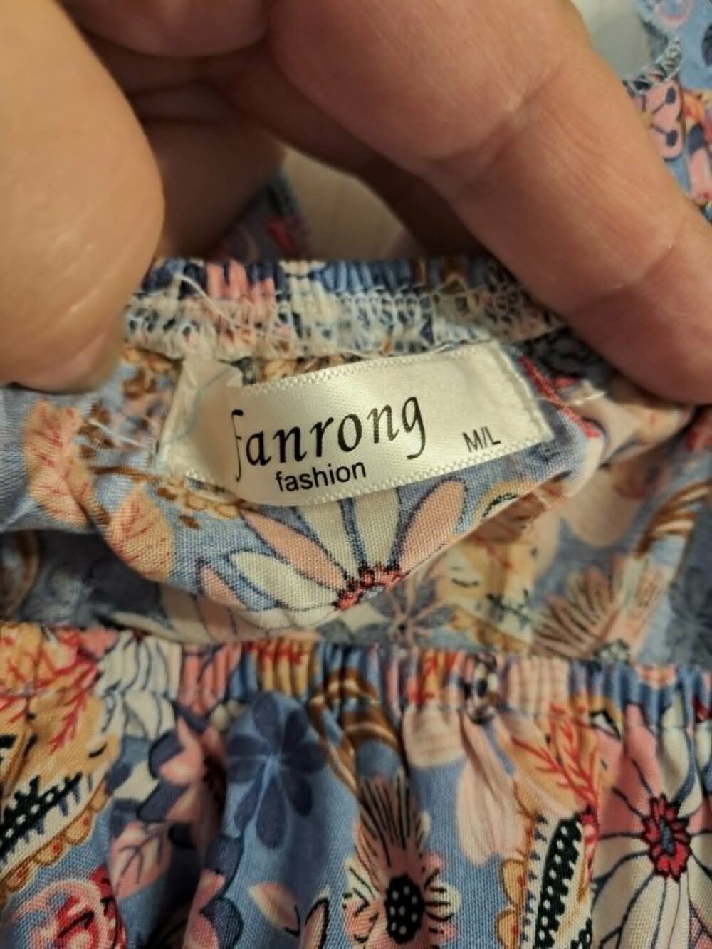 Colorful Floral Ruffle Top M/L - Picture 3 of 9